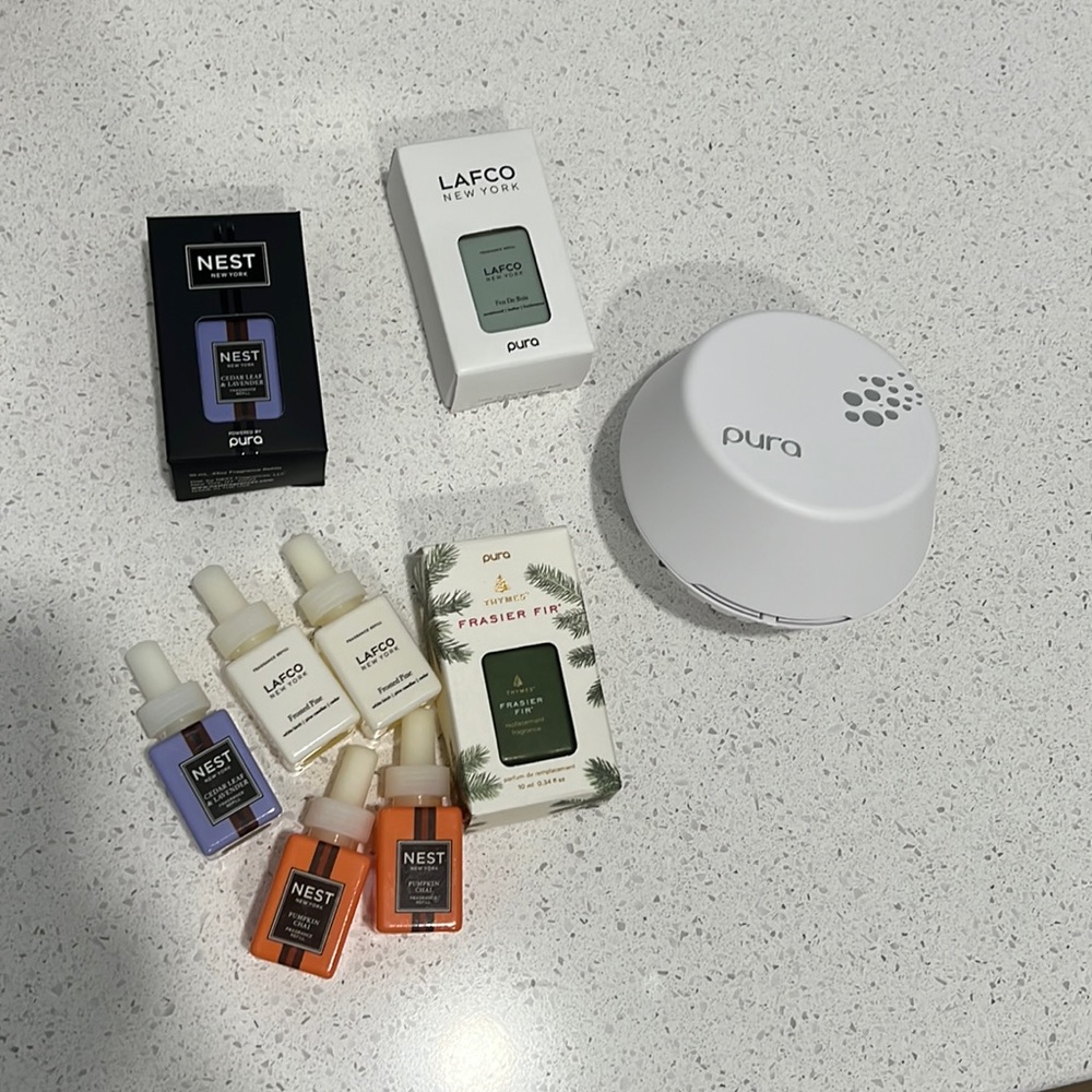 Pura diffuser and 8 fragrances